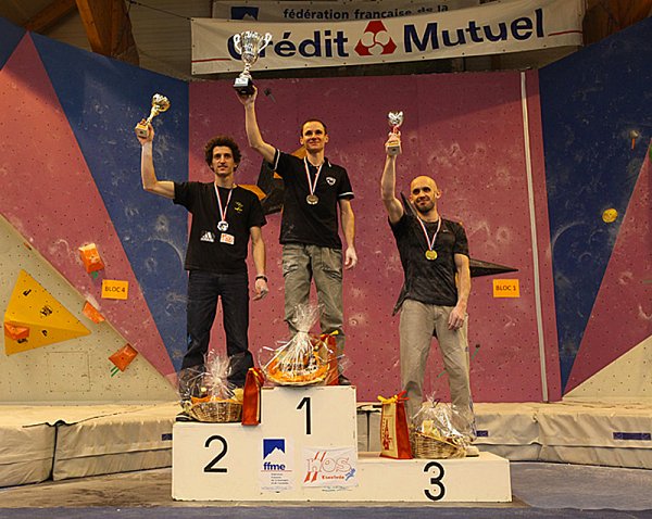 PodiumH_.jpg